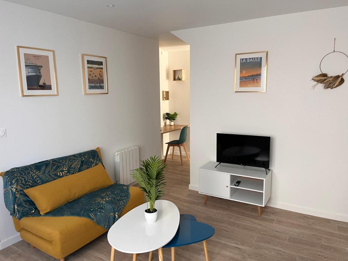 Studio Cosy Avec Terrasse, Proche Chantiers Et Airbus Saint-Nazaire  Ngoại thất bức ảnh